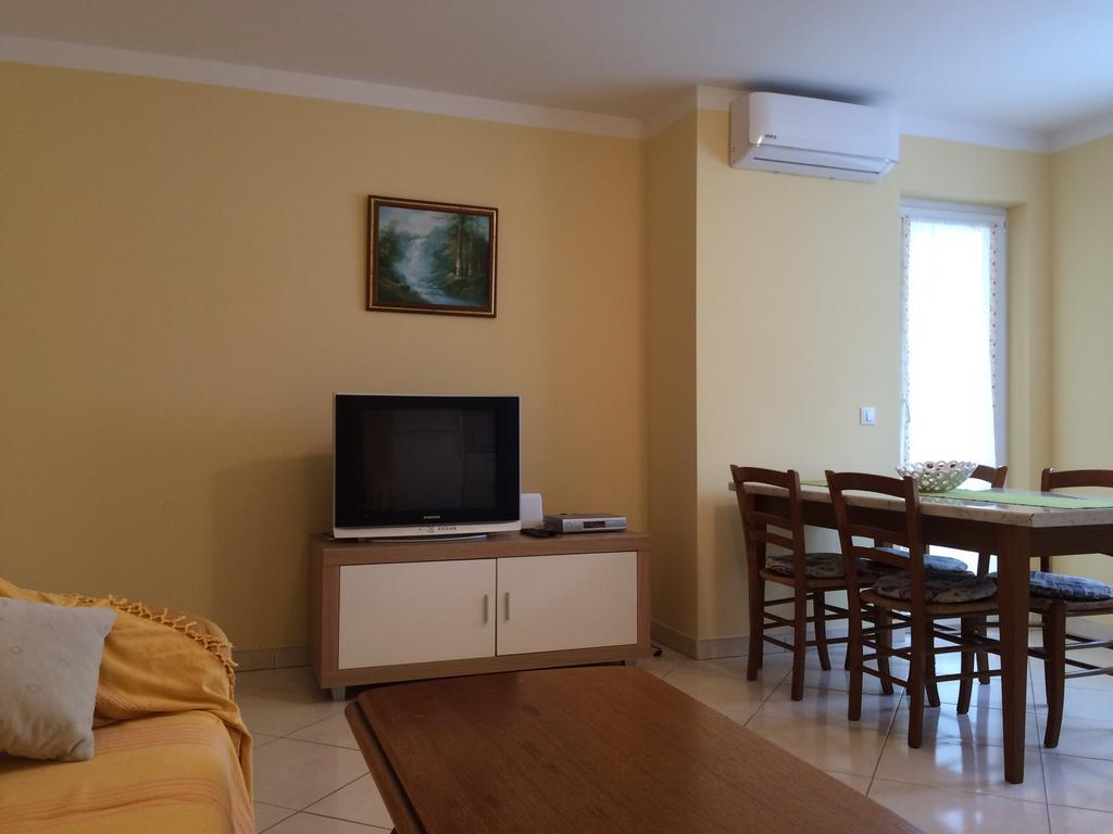 Apartment Ana Poreč Zewnętrze zdjęcie